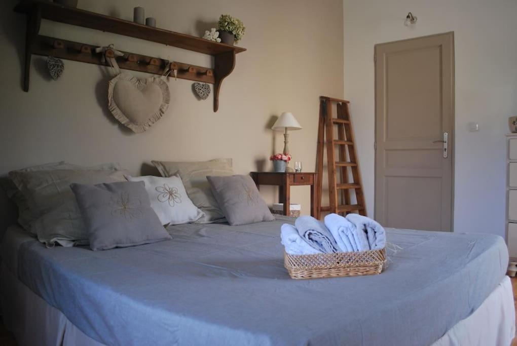 Le Cabanon Tendance Du Luberon Mérindol Exterior foto
