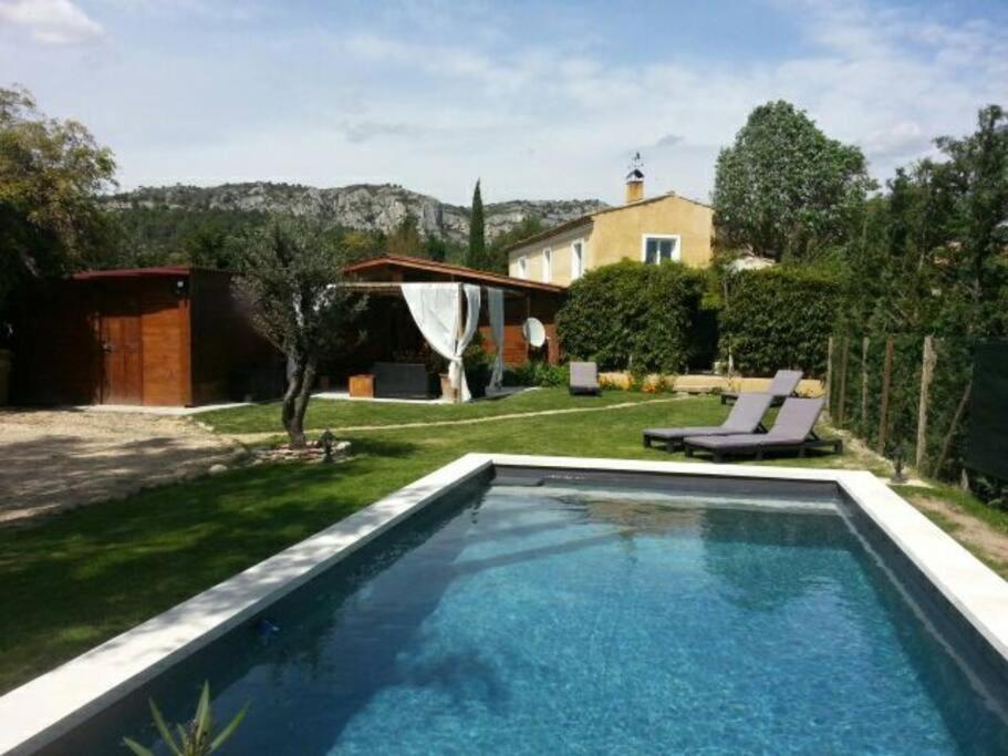 Le Cabanon Tendance Du Luberon Mérindol Exterior foto